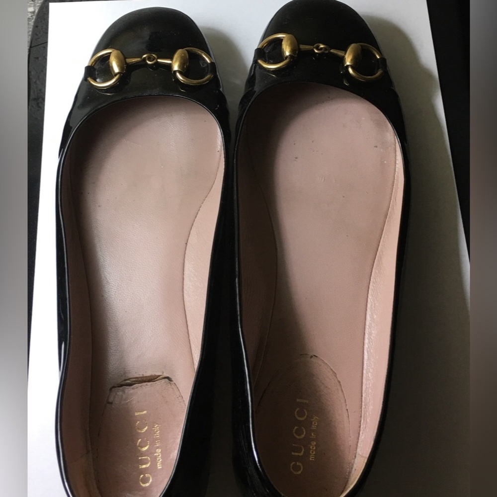 Gucci Sz 37  100% Authentic